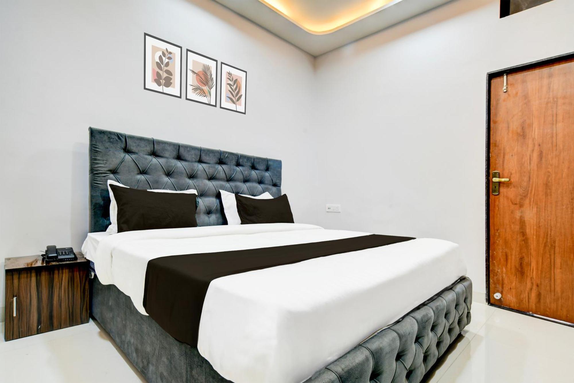Super Hotel O D.V Near Medanta Hospital Indaur Exteriér fotografie